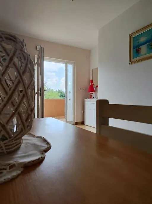 Apartman Luna Šajini