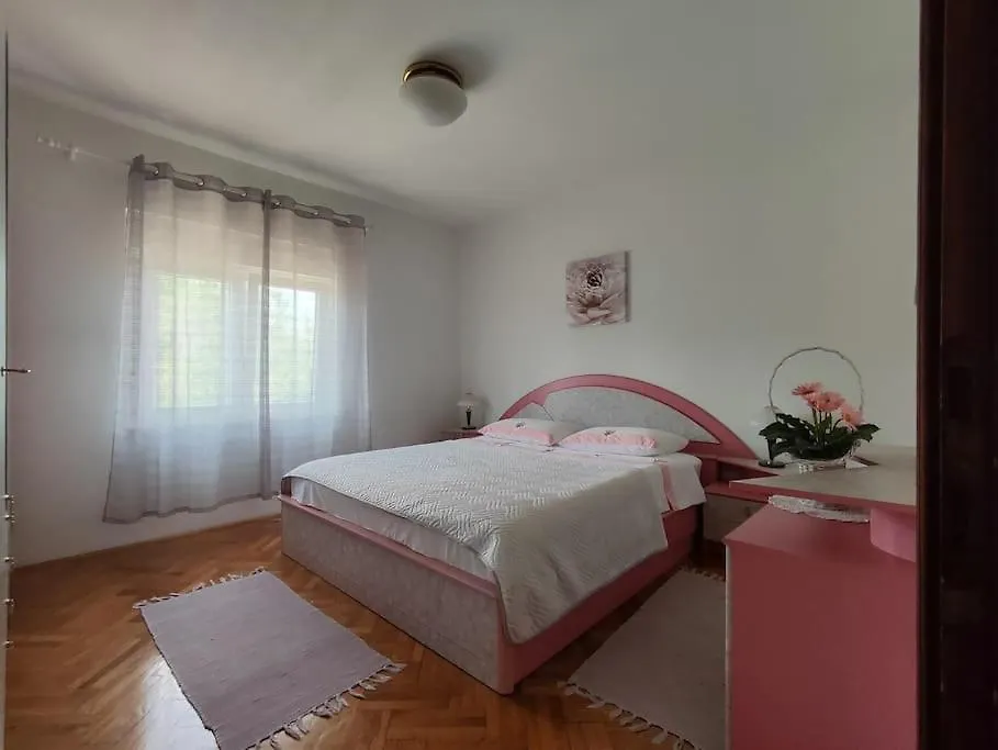 Апартаменты Apartman Luna Sajini Хорватия
